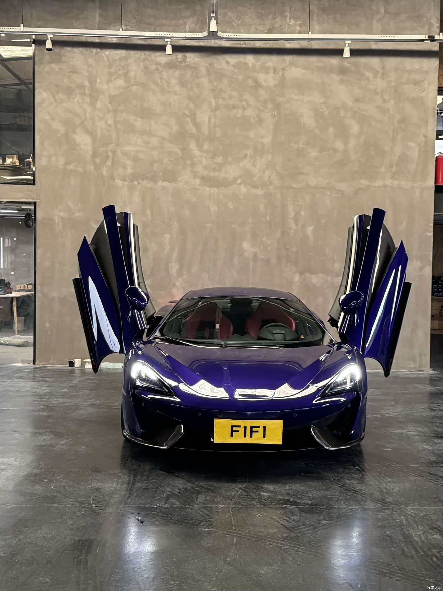 McLaren 570