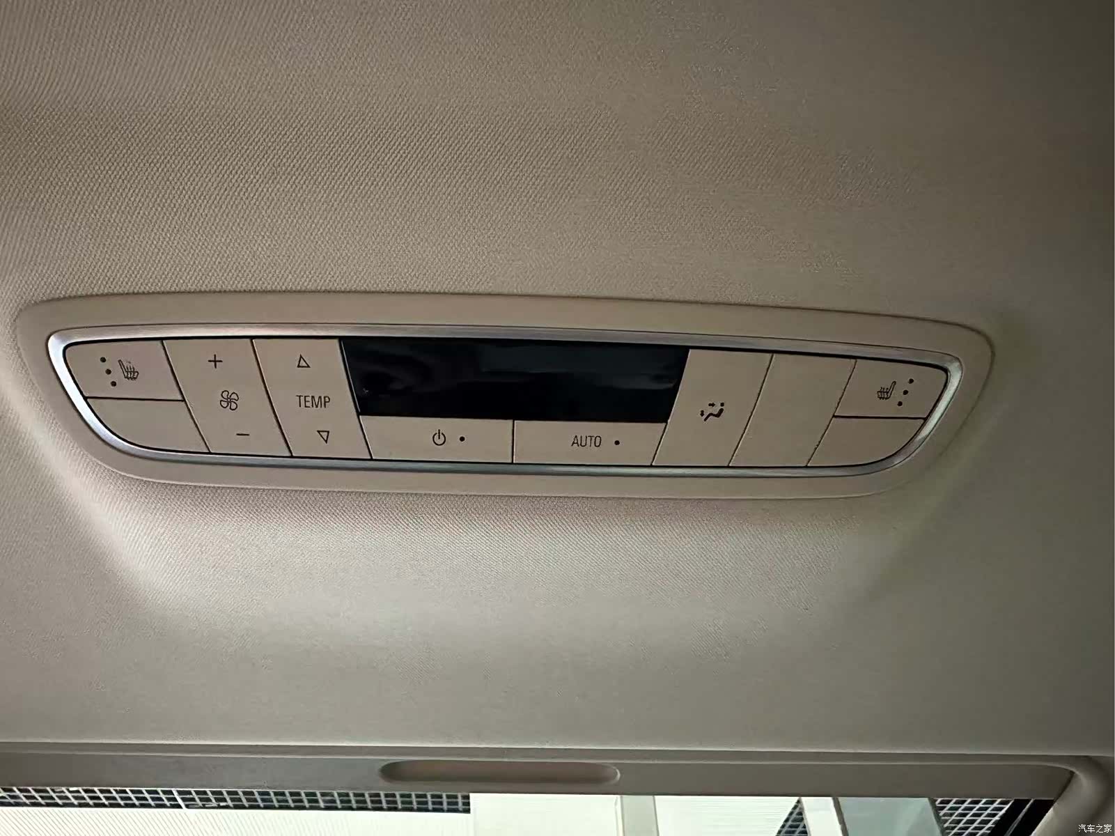 Buick GL8, 2024 22
