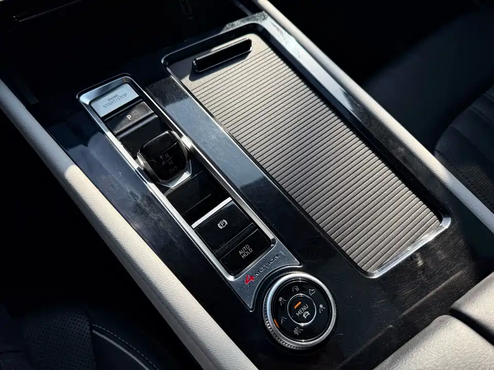 Volkswagen Tourang