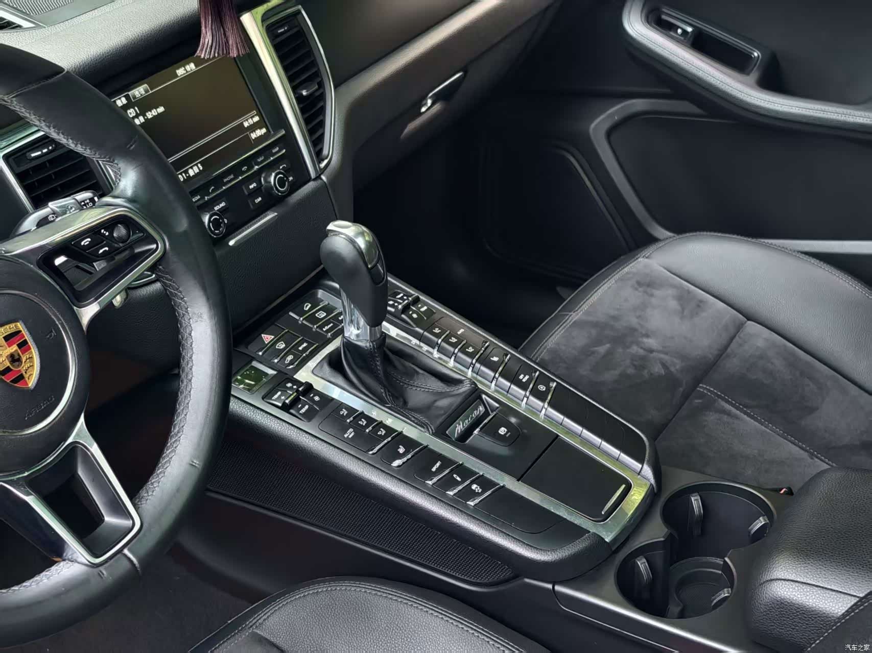 Porsche Macan, 2015 8