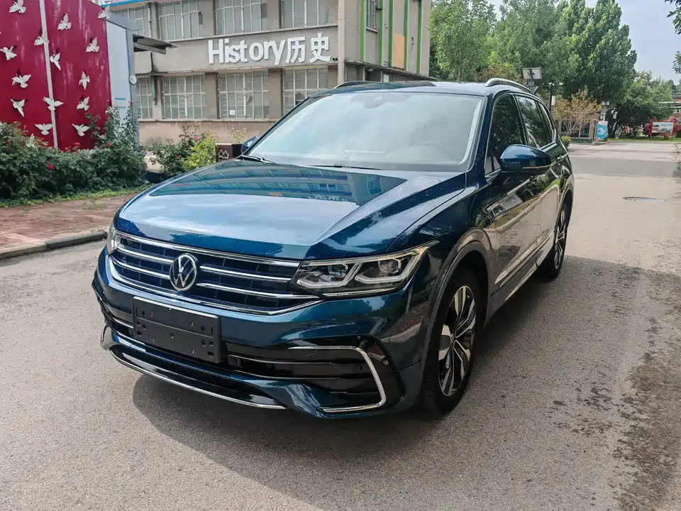 Volkswagen Tiguan L
