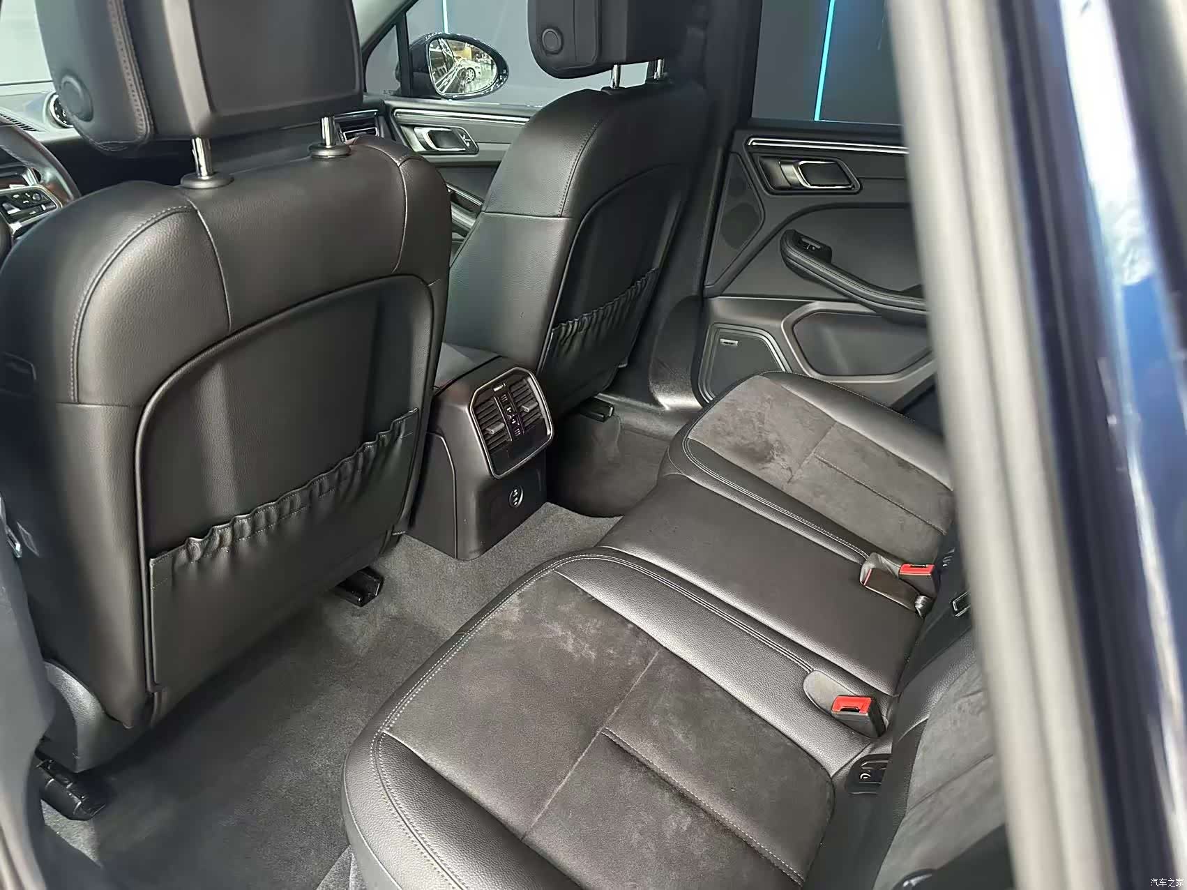 Porsche Macan, 2021 10