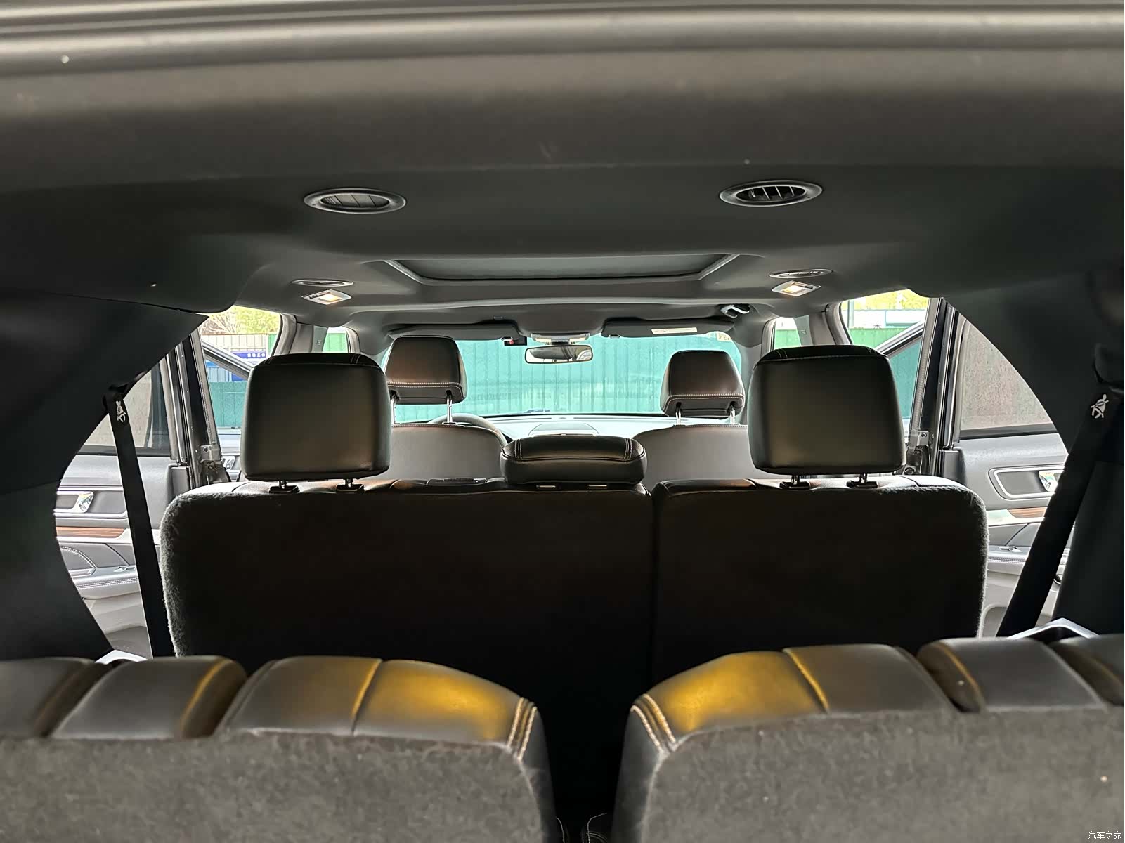 Ford Explorer, 2017 10