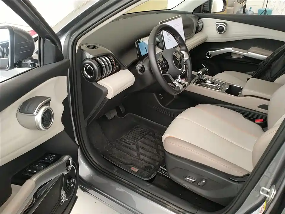 BYD Yuan PLUS BYD Yuan PLUS