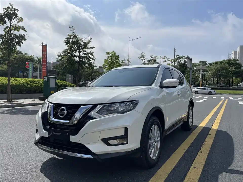 Nissan Qijun