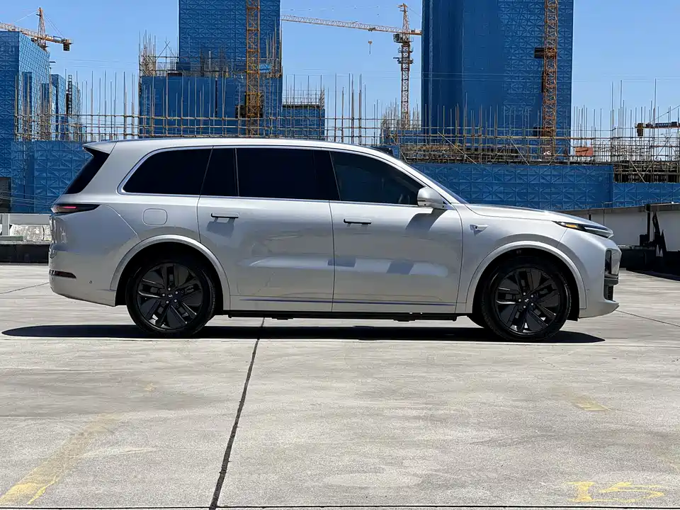 Li Auto Ideal L9