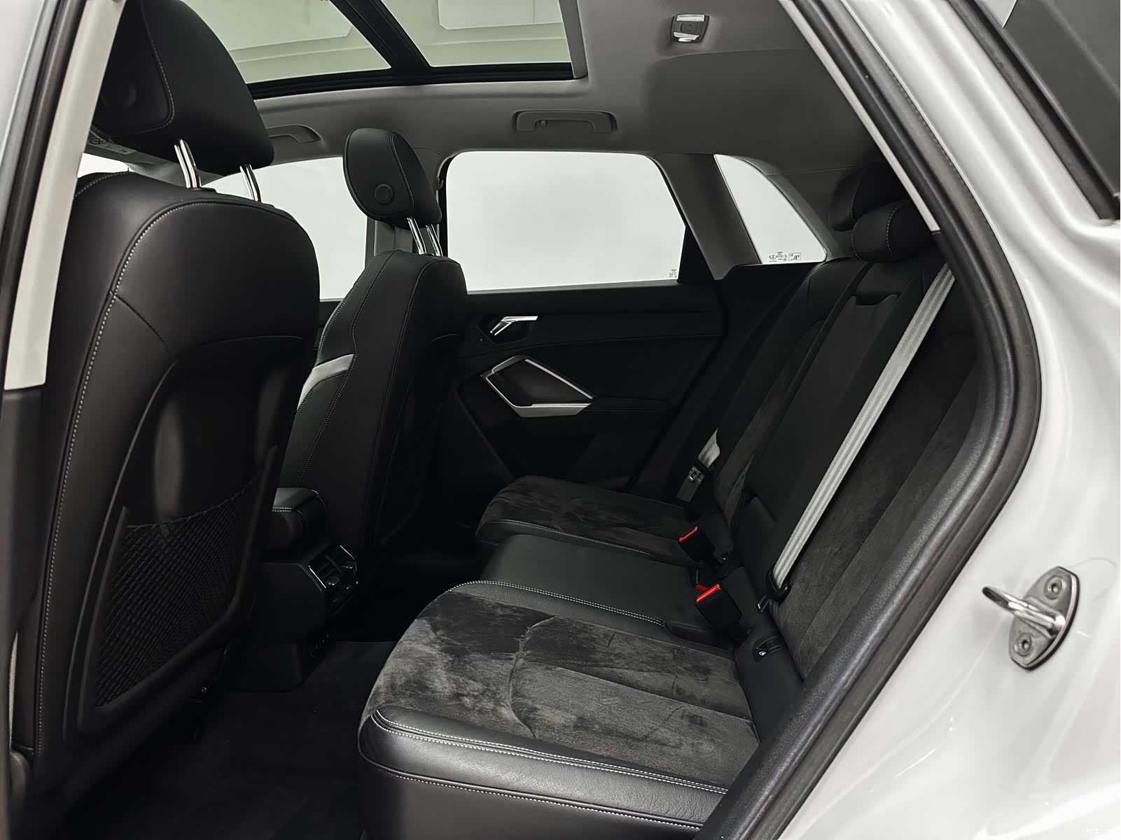 Audi Q3, 2022 14