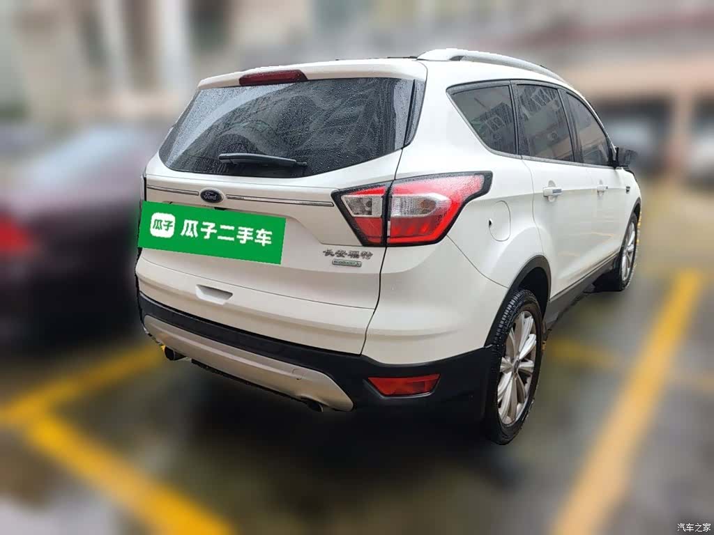 Ford Kuga, 2017 4