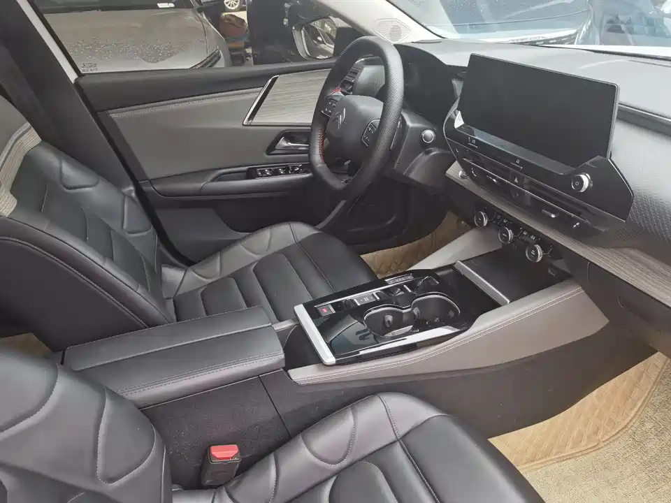 Citroen Versailles C5 X