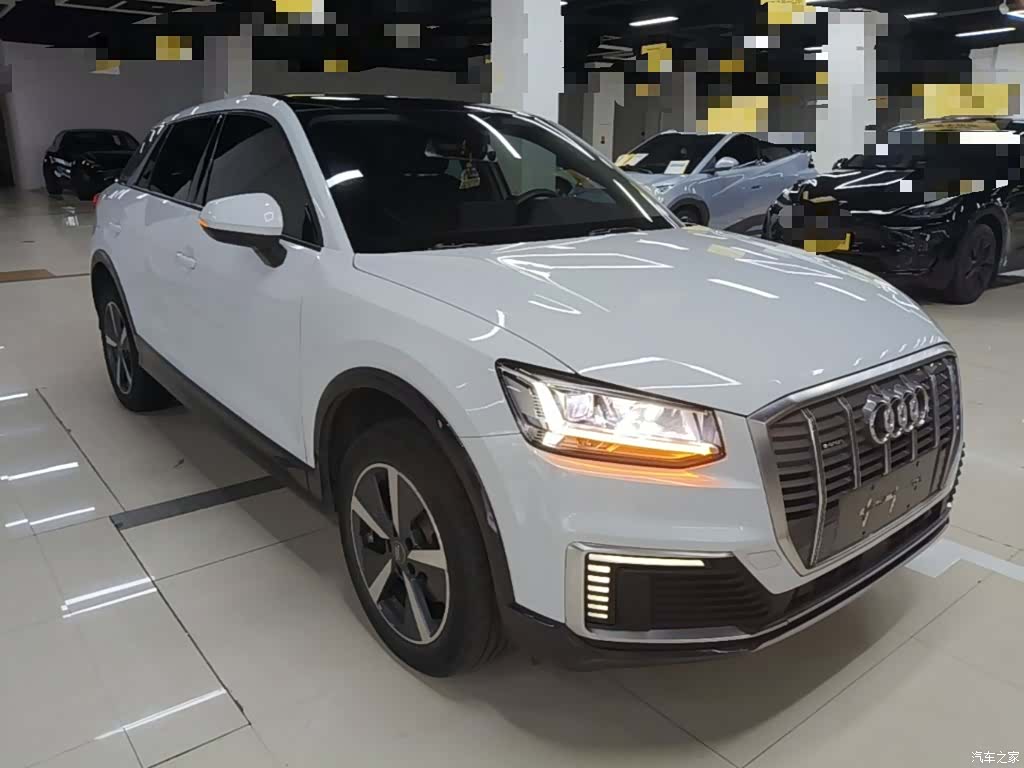 Audi e-tron, 2020 4