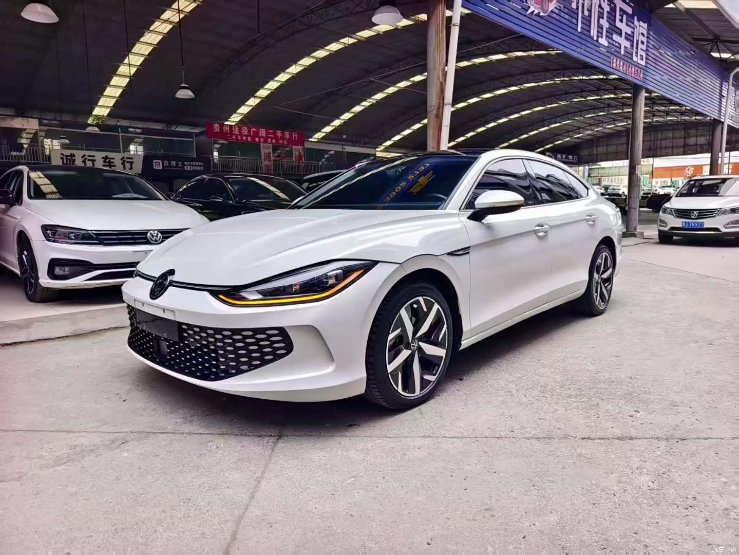 Volkswagen Lamando