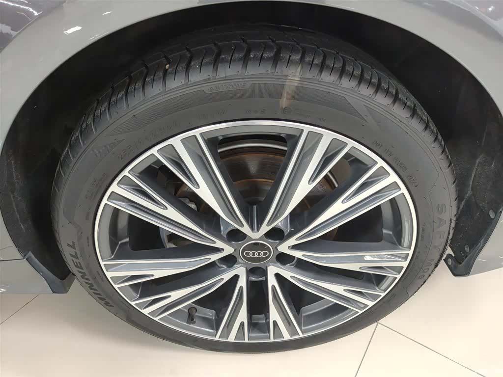 Audi A6L, 2022 27