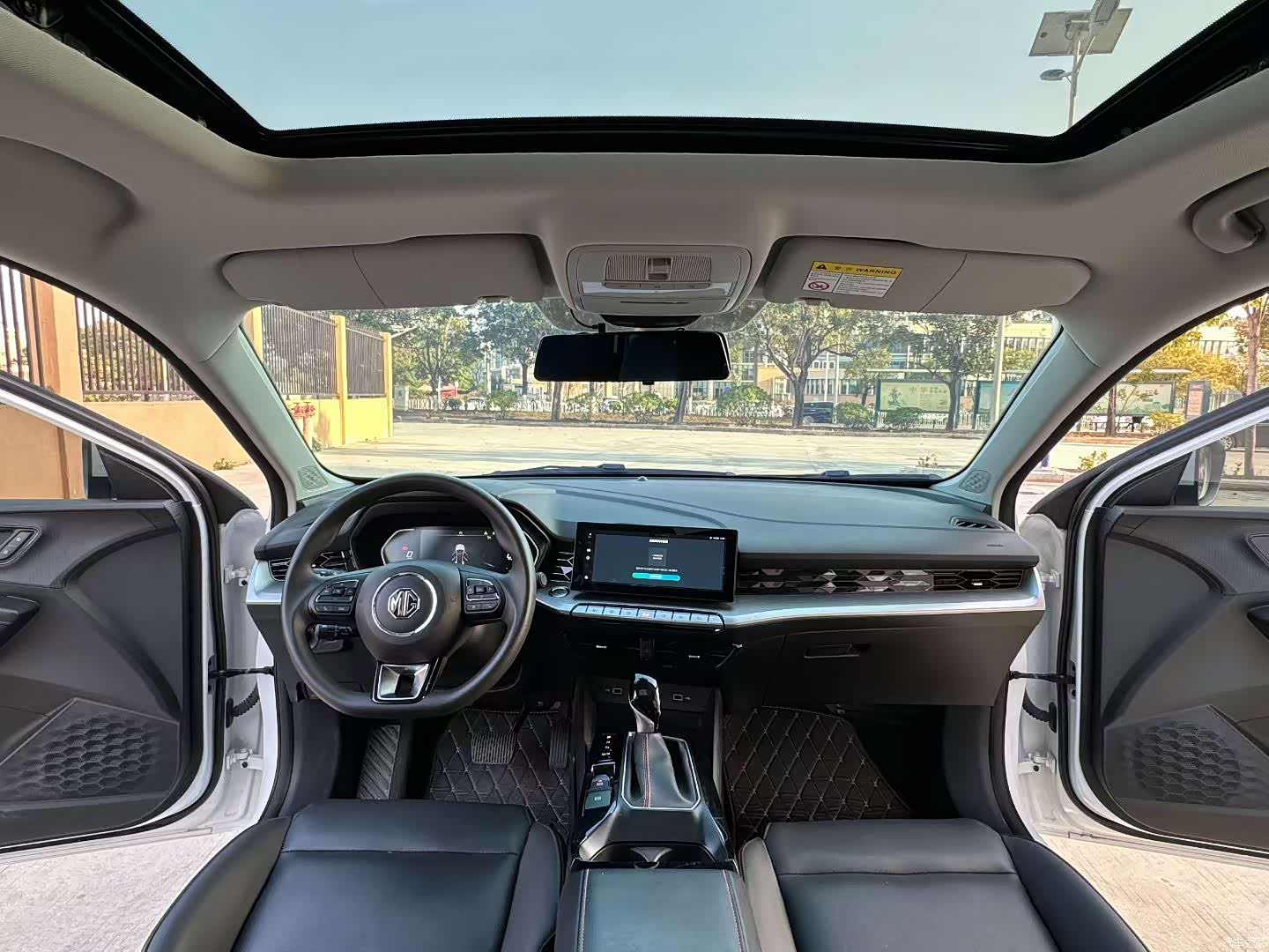 MG MG5, 2022 все фото
