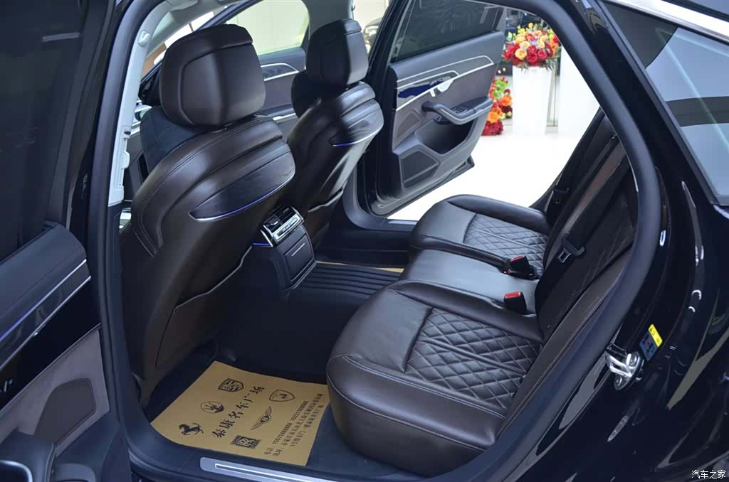 Audi A8L, 2025 все фото