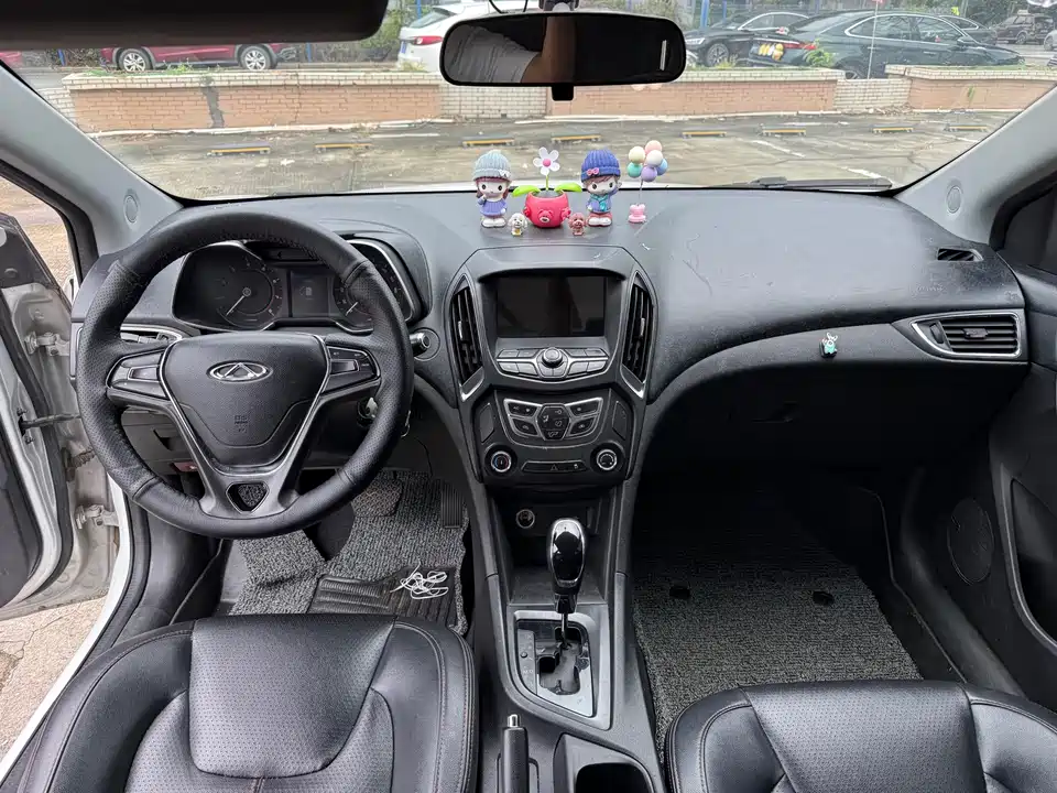 Chery Arrizo 5