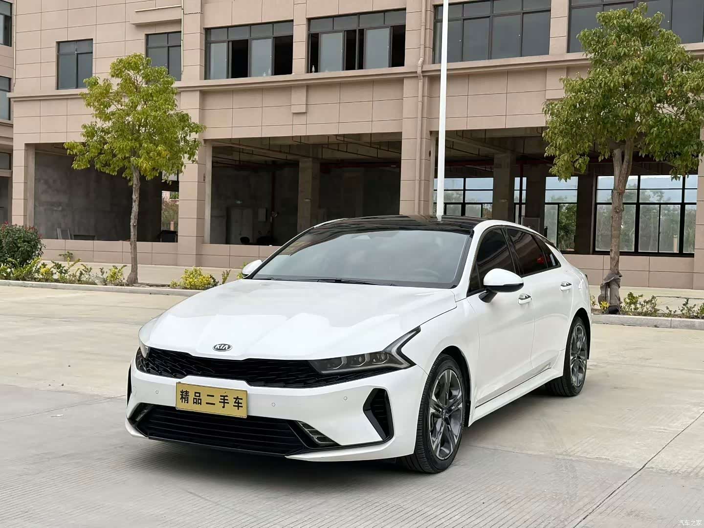 Kia K5, 2021 1