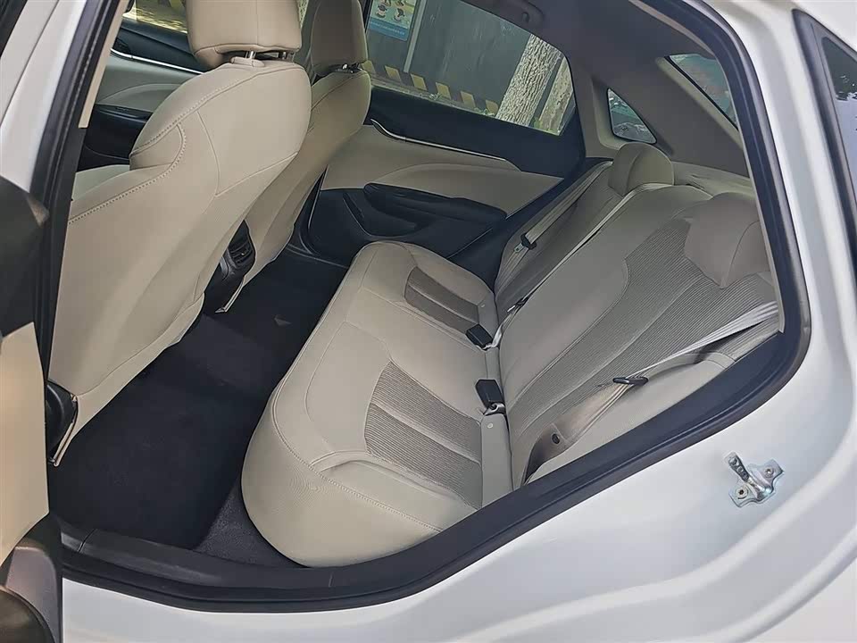 Buick Yinglang