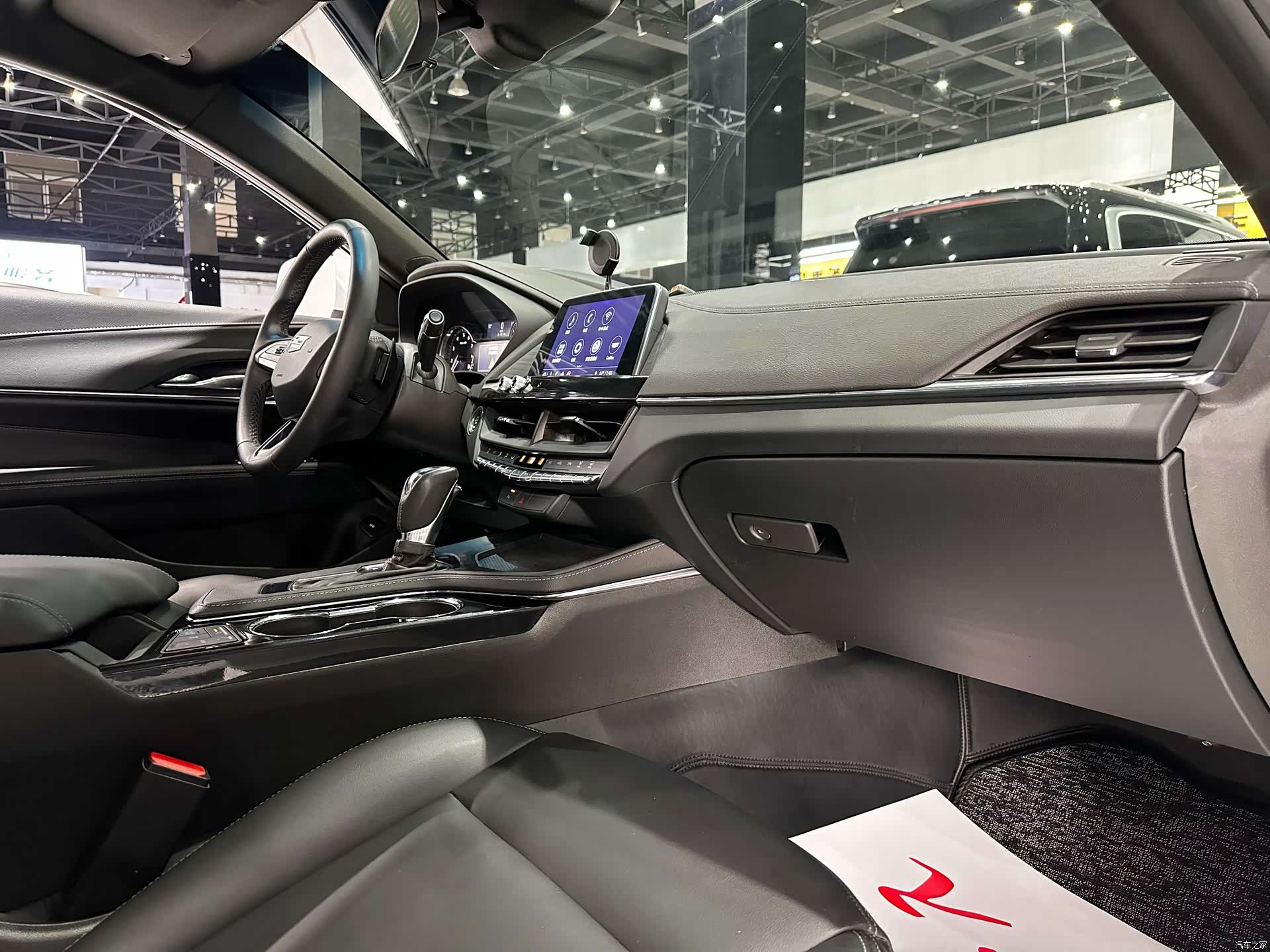 Cadillac CT4, 2023 12