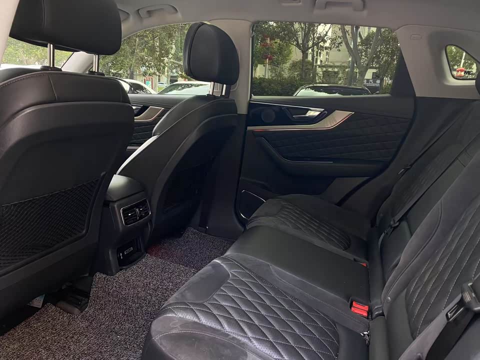 Hongqi HS5 Hongqi HS5