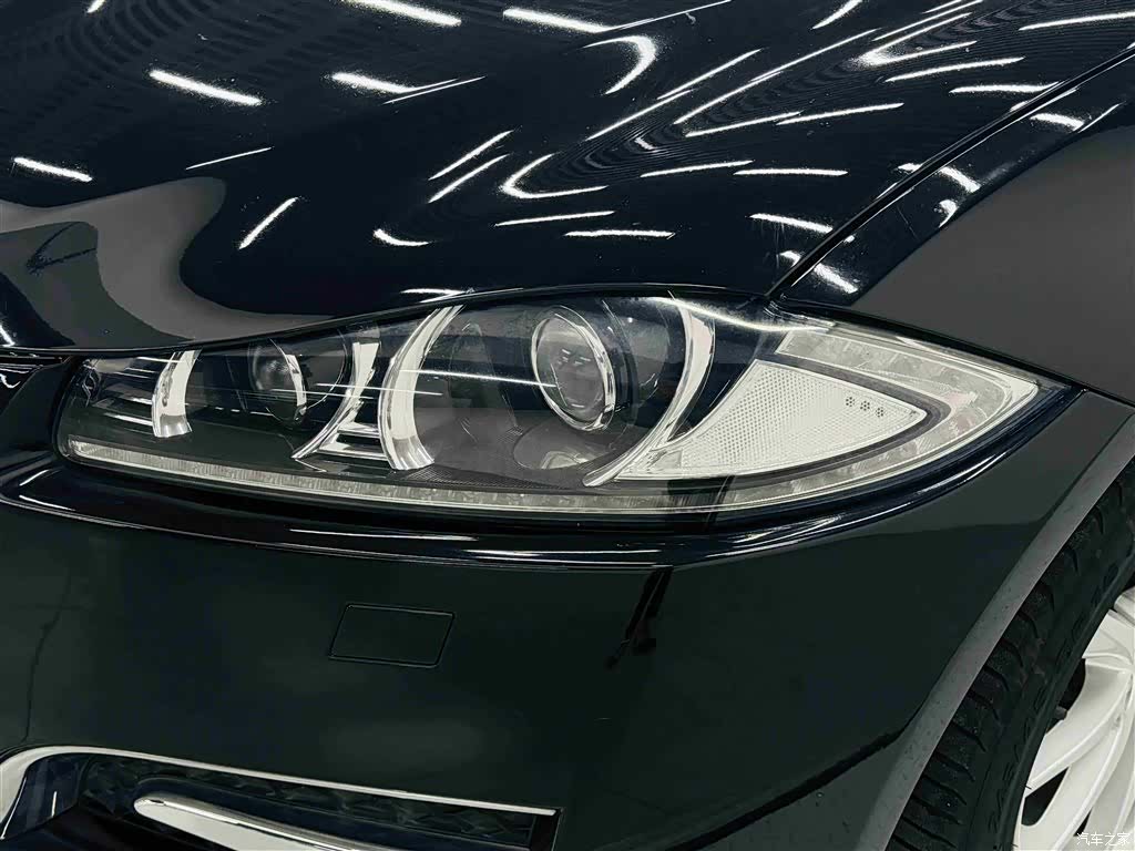 Jaguar XF, 2014 11
