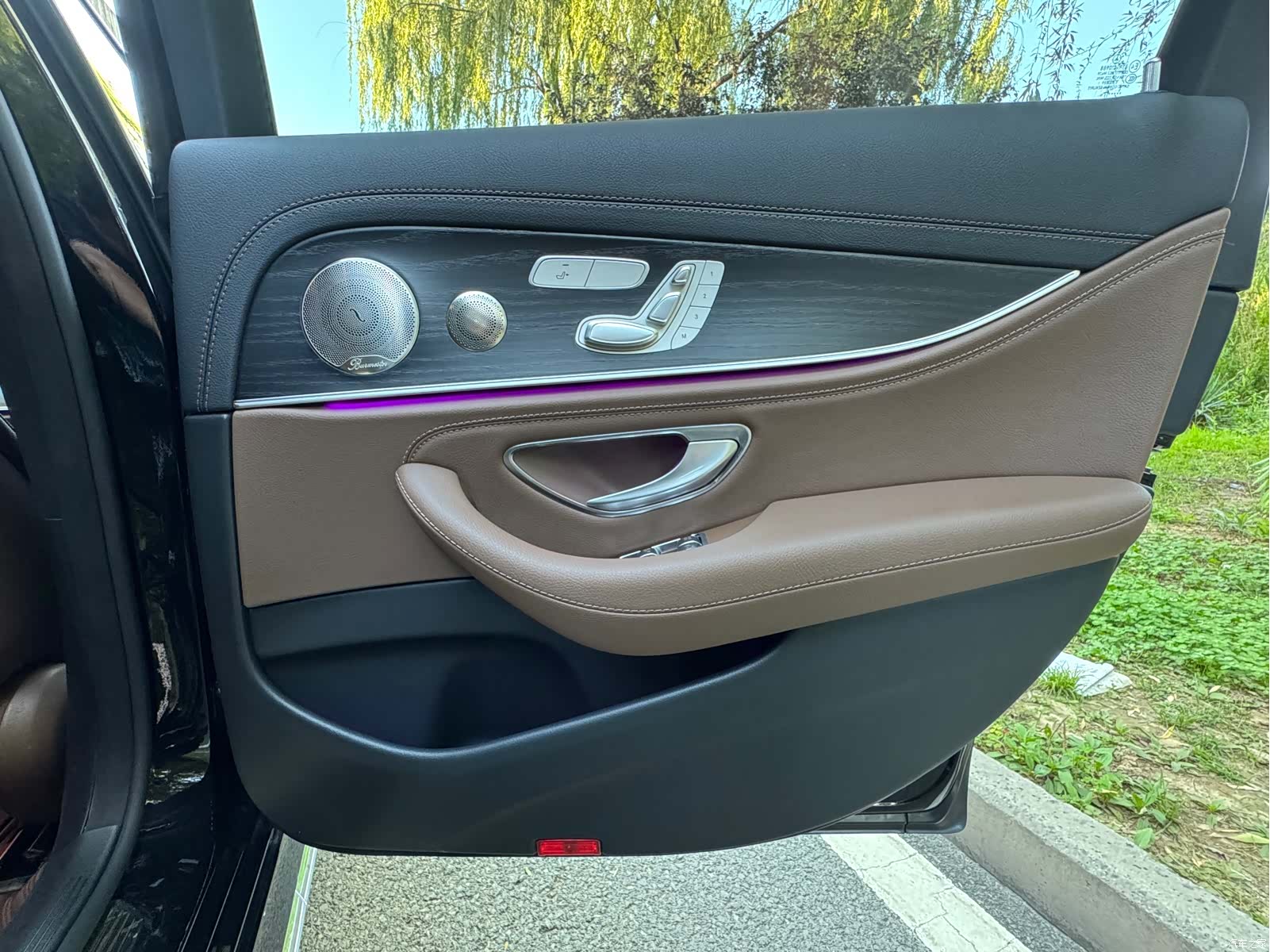 Mercedes-Benz E-Class, 2023 20