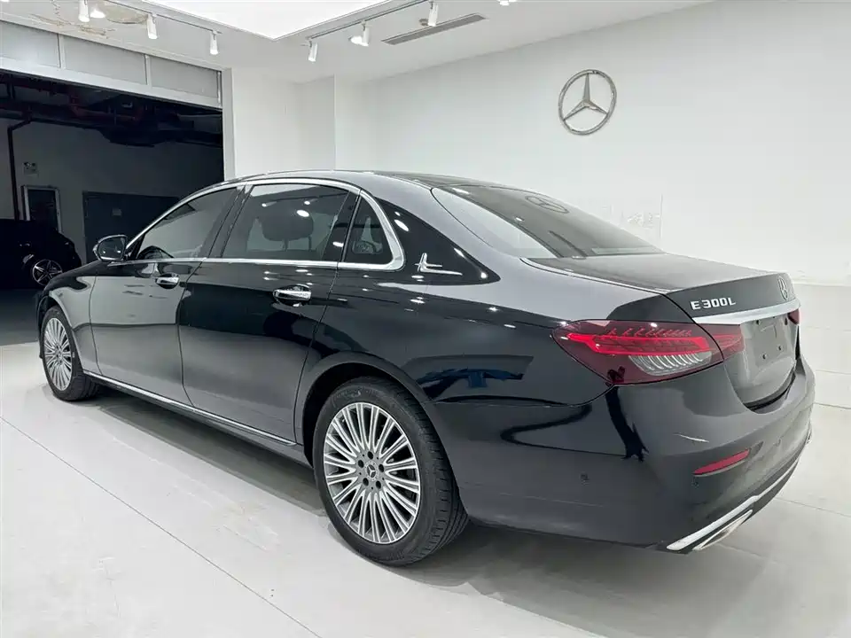 Mercedes-Benz E-class Mercedes-Benz E-class