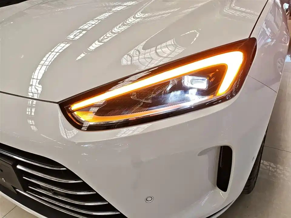 HarmonyOS Ask the world M5