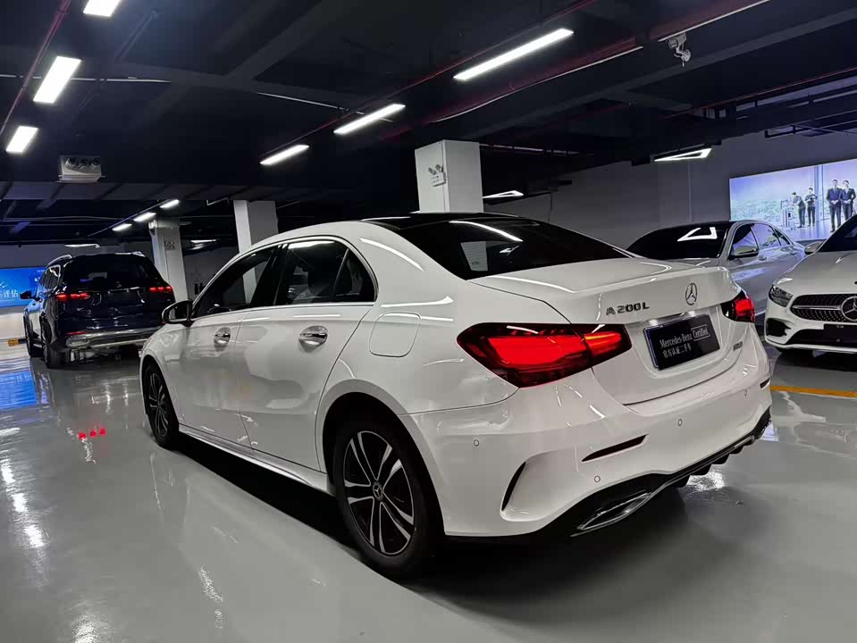 Mercedes-Benz Class A Mercedes-Benz Class A