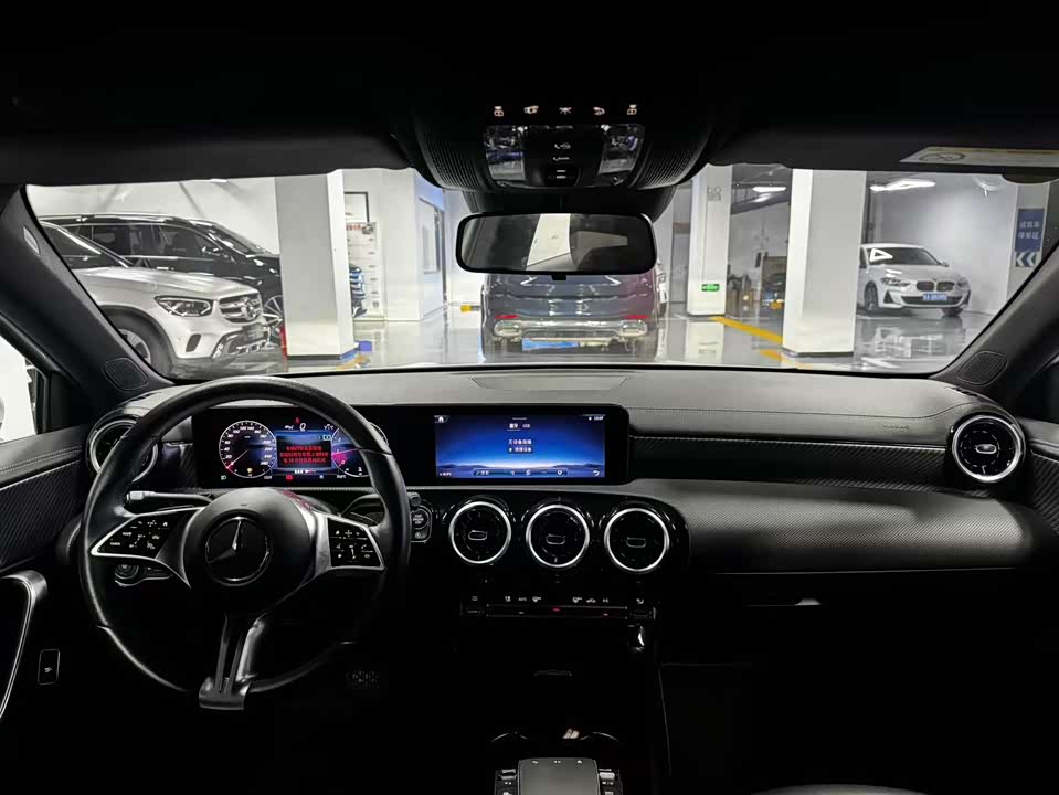 Mercedes-Benz Class A Mercedes-Benz Class A