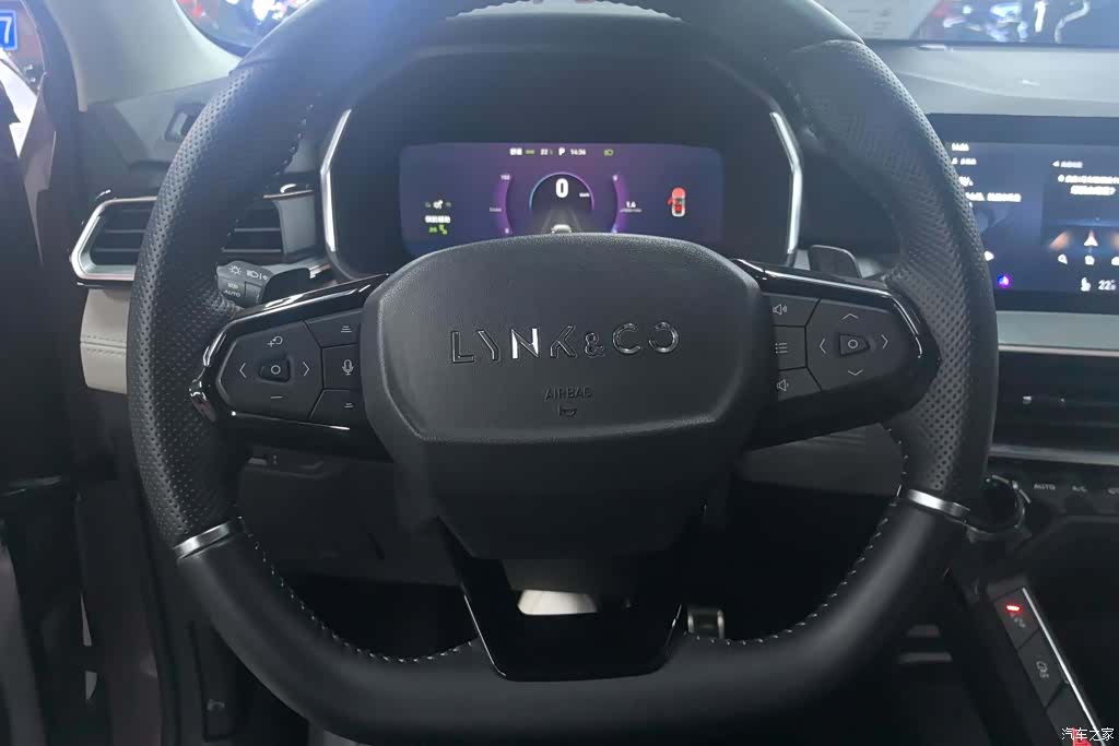 Lynk & Co 02, 2023 15