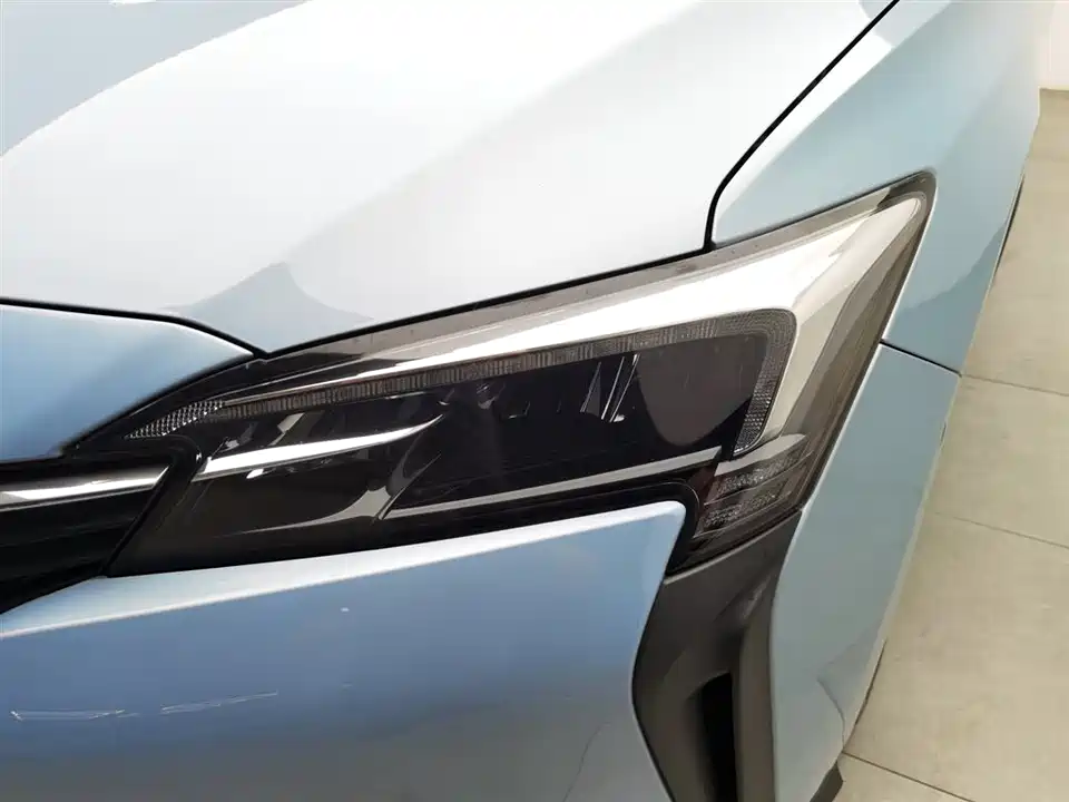 Buick Slightly blue 6