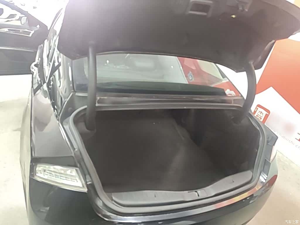 Lincoln MKZ, 2016 19