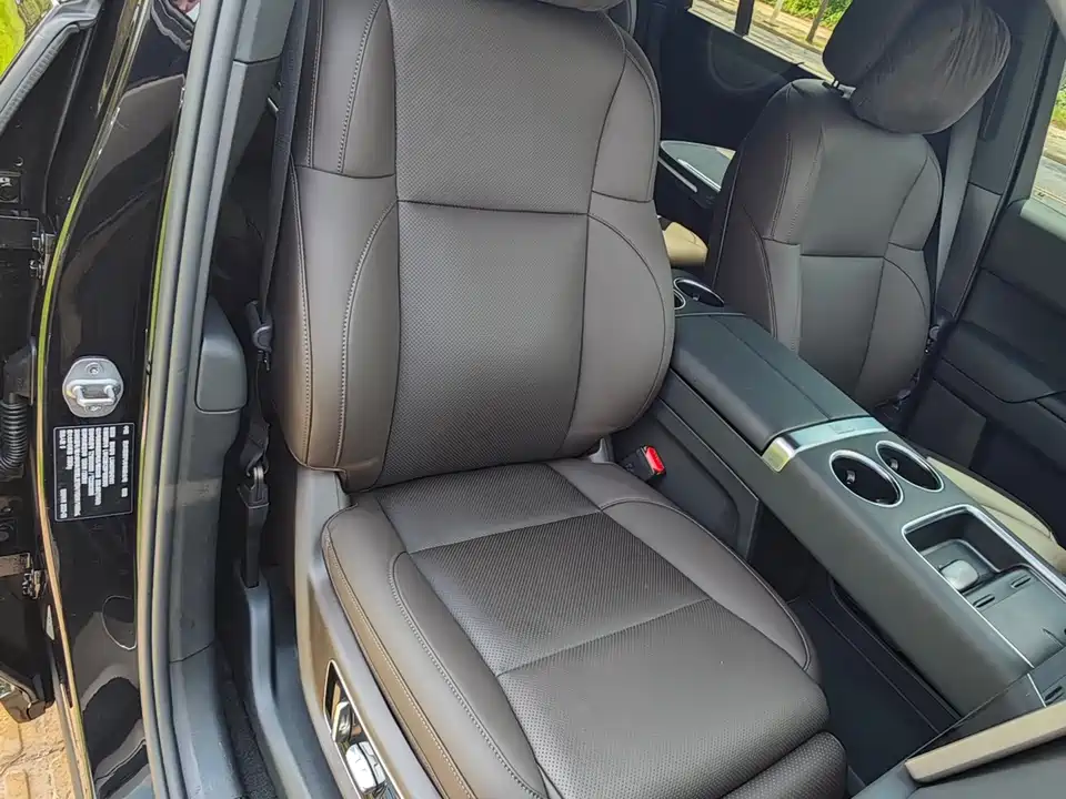 Li Auto Ideal L8