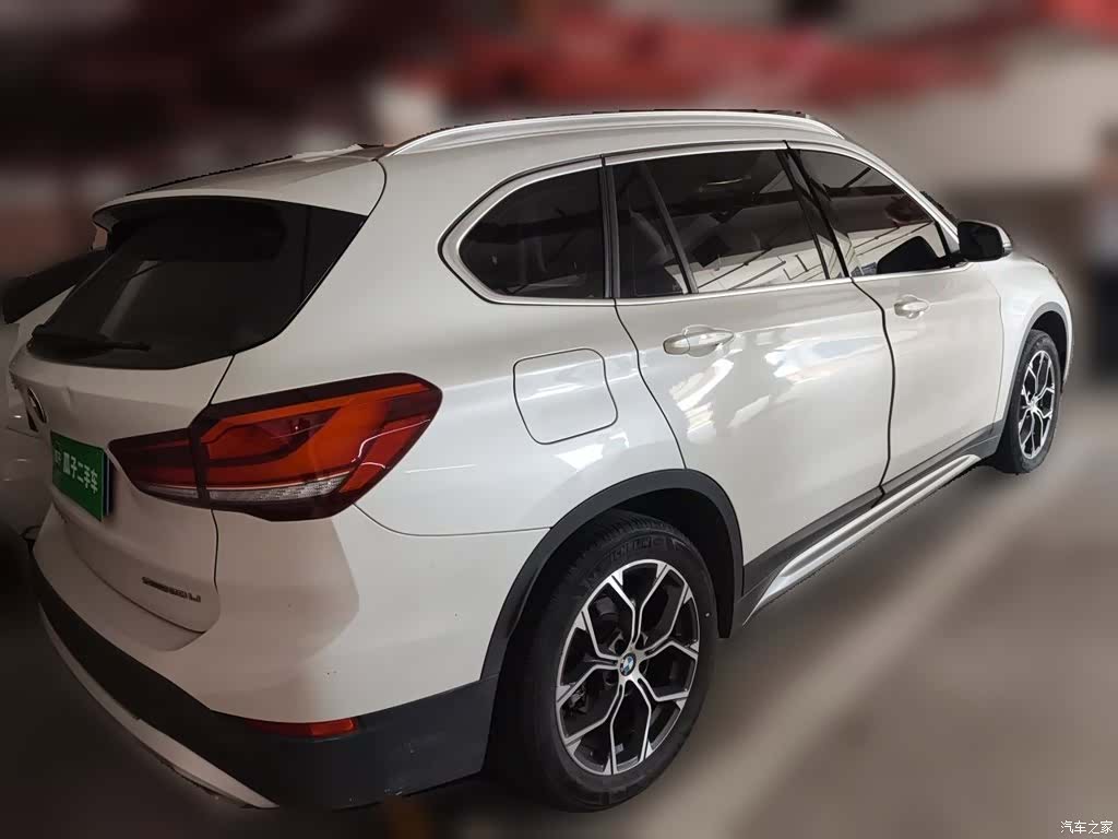 BMW X1, 2020 все фото
