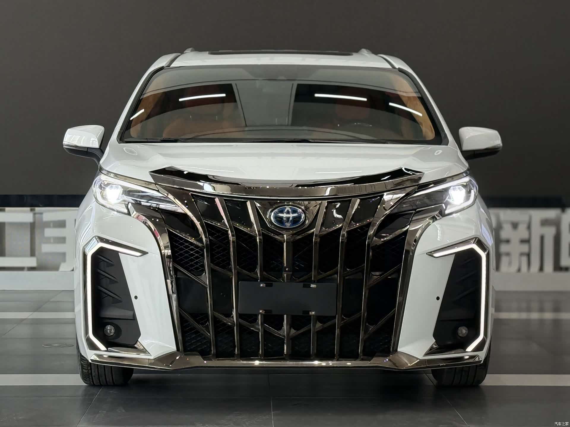 Toyota Sienna, 2023 2