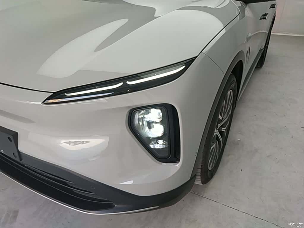 NIO ES6, 2024 18