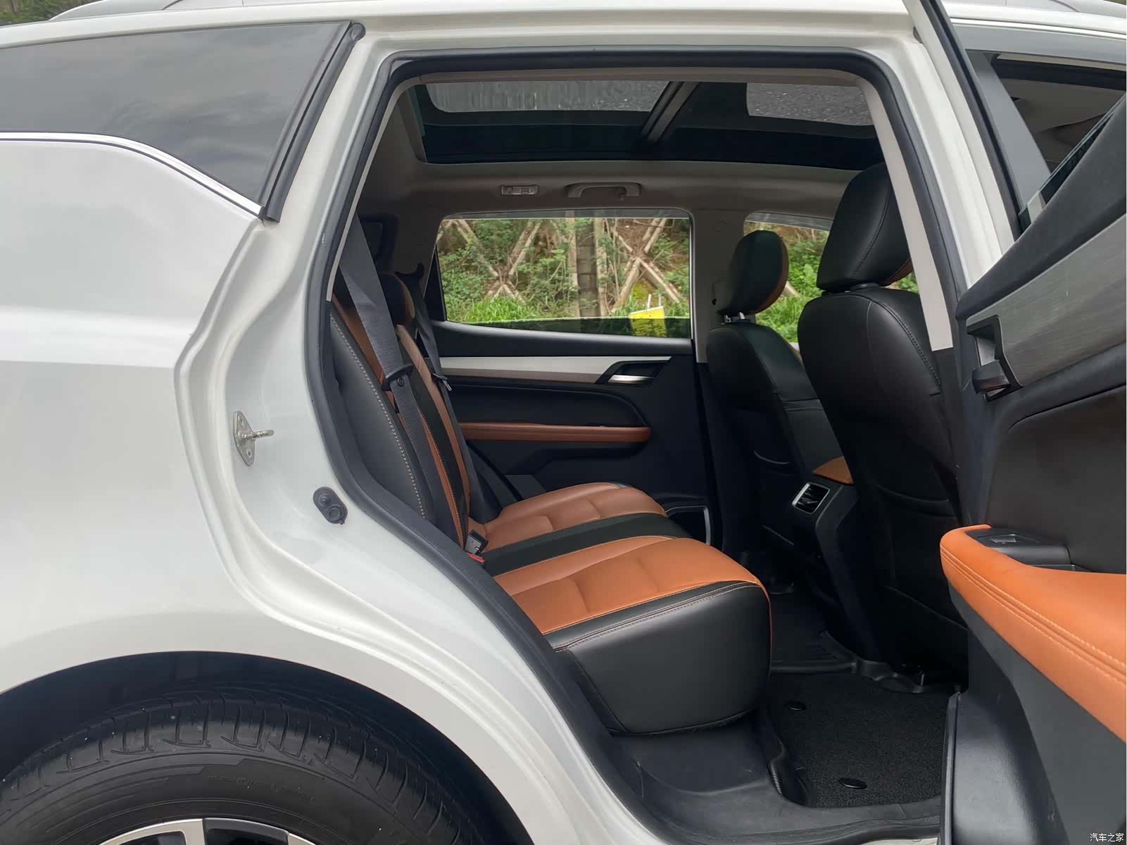 Geely X6, 2019 16