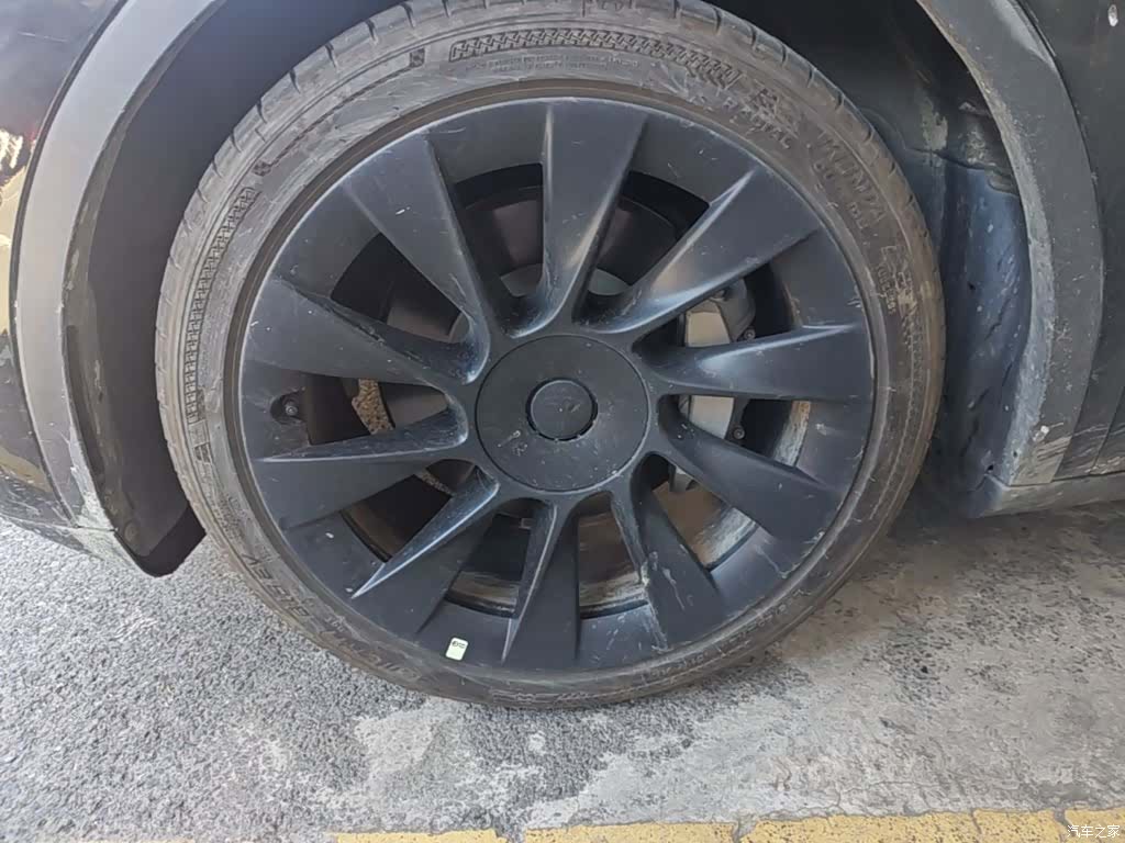 Tesla Model Y, 2021 23