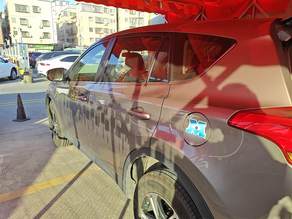 Toyota RAV4 Rongfang