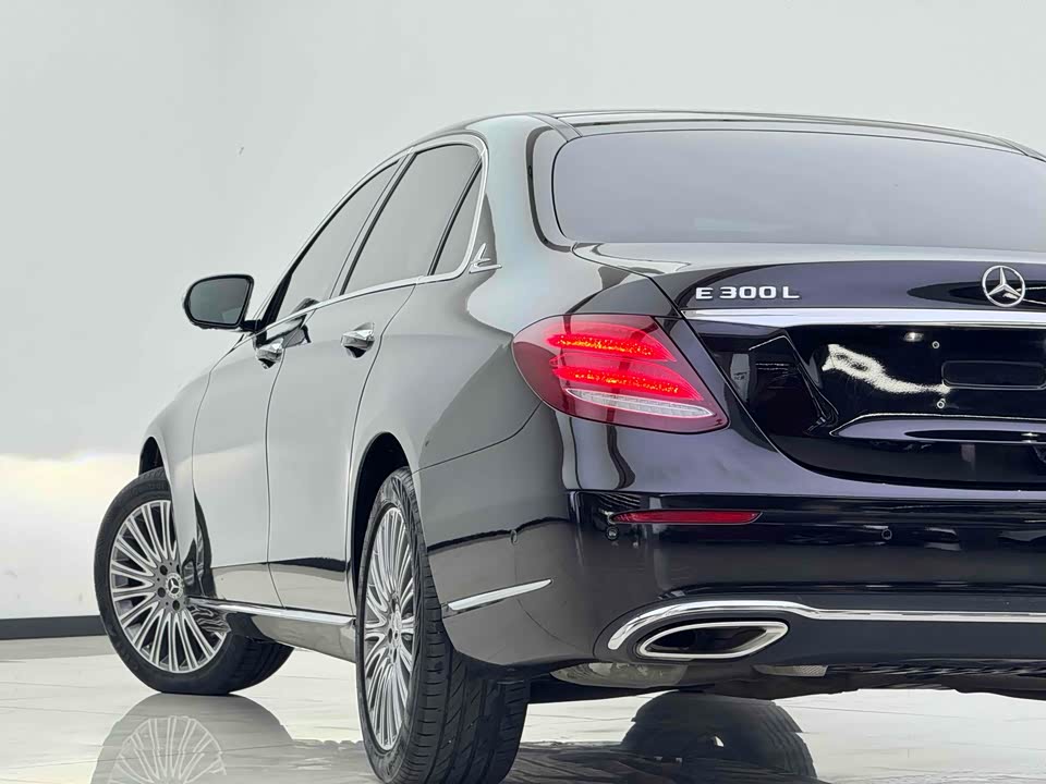 Mercedes-Benz E-class Mercedes-Benz E-class