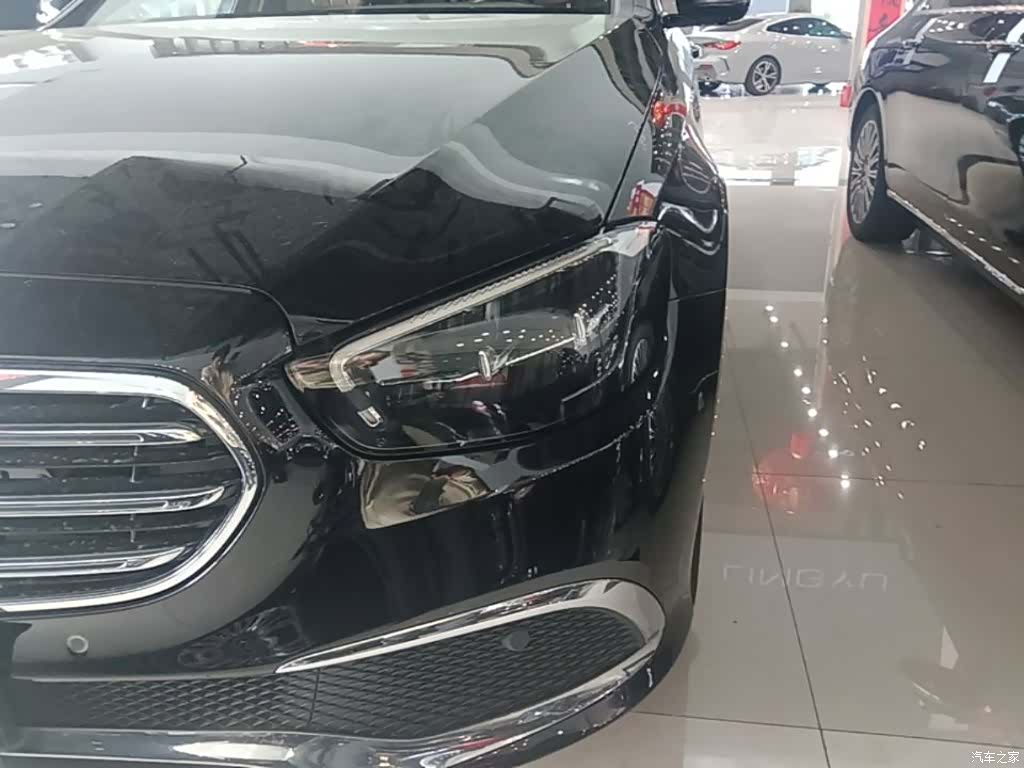 Mercedes-Benz E-Class, 2021 24