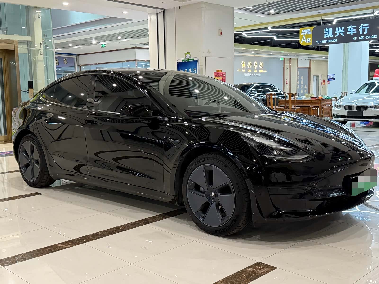 Tesla Model 3, 2021 3