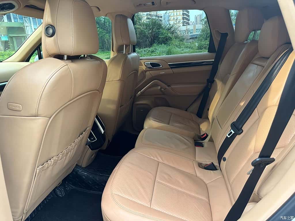 Porsche Cayenne, 2014 10