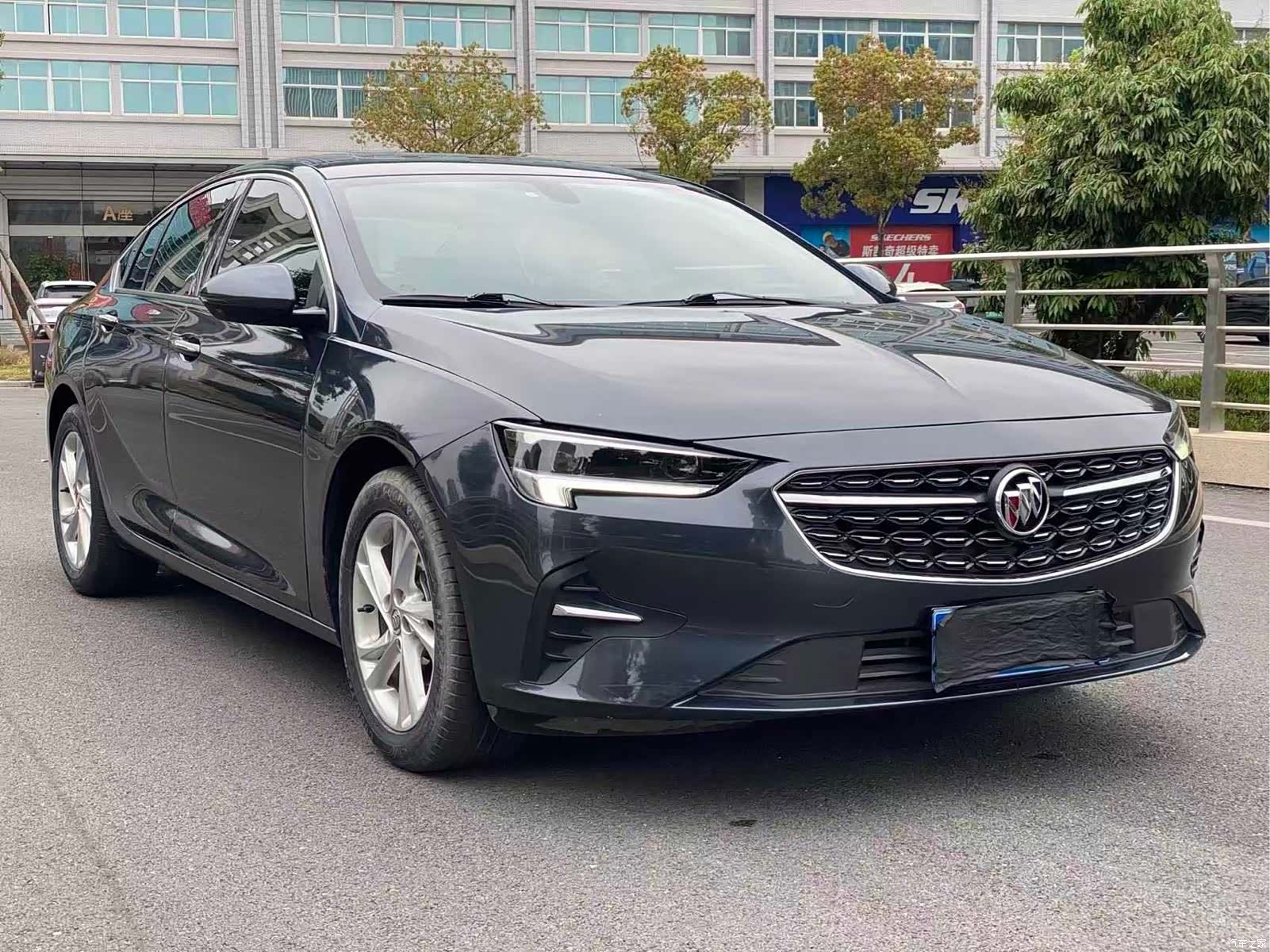 Buick Regal, 2021 3