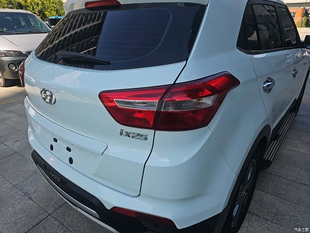 Hyundai ix25, 2016 8