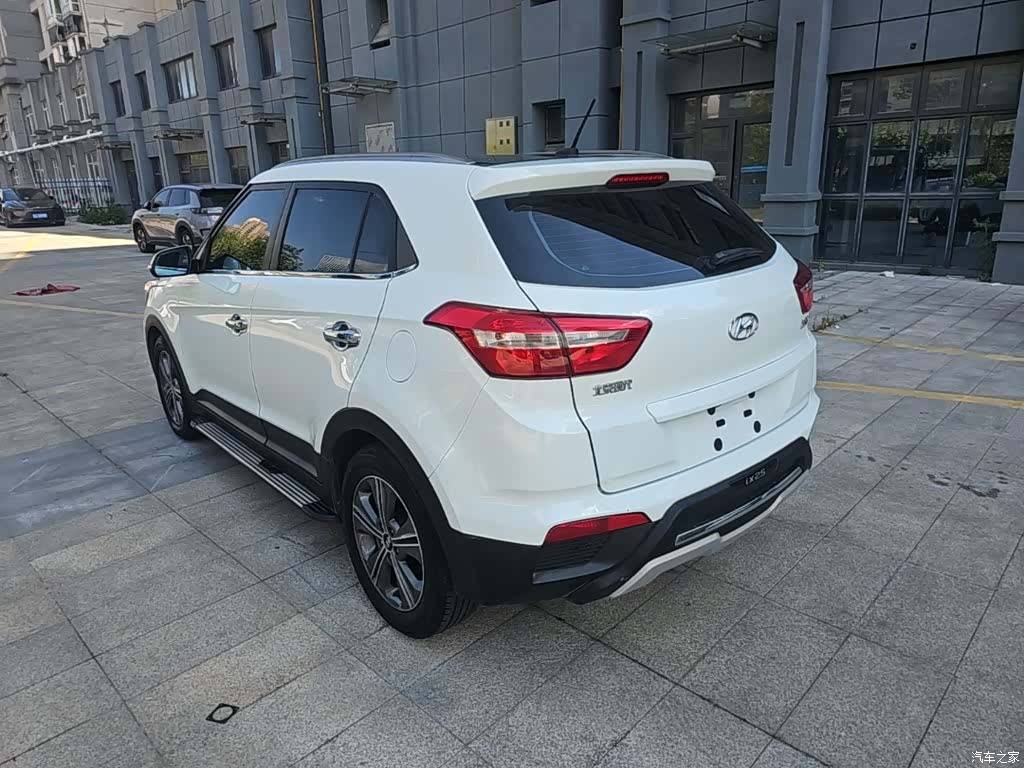 Hyundai ix25, 2016 все фото
