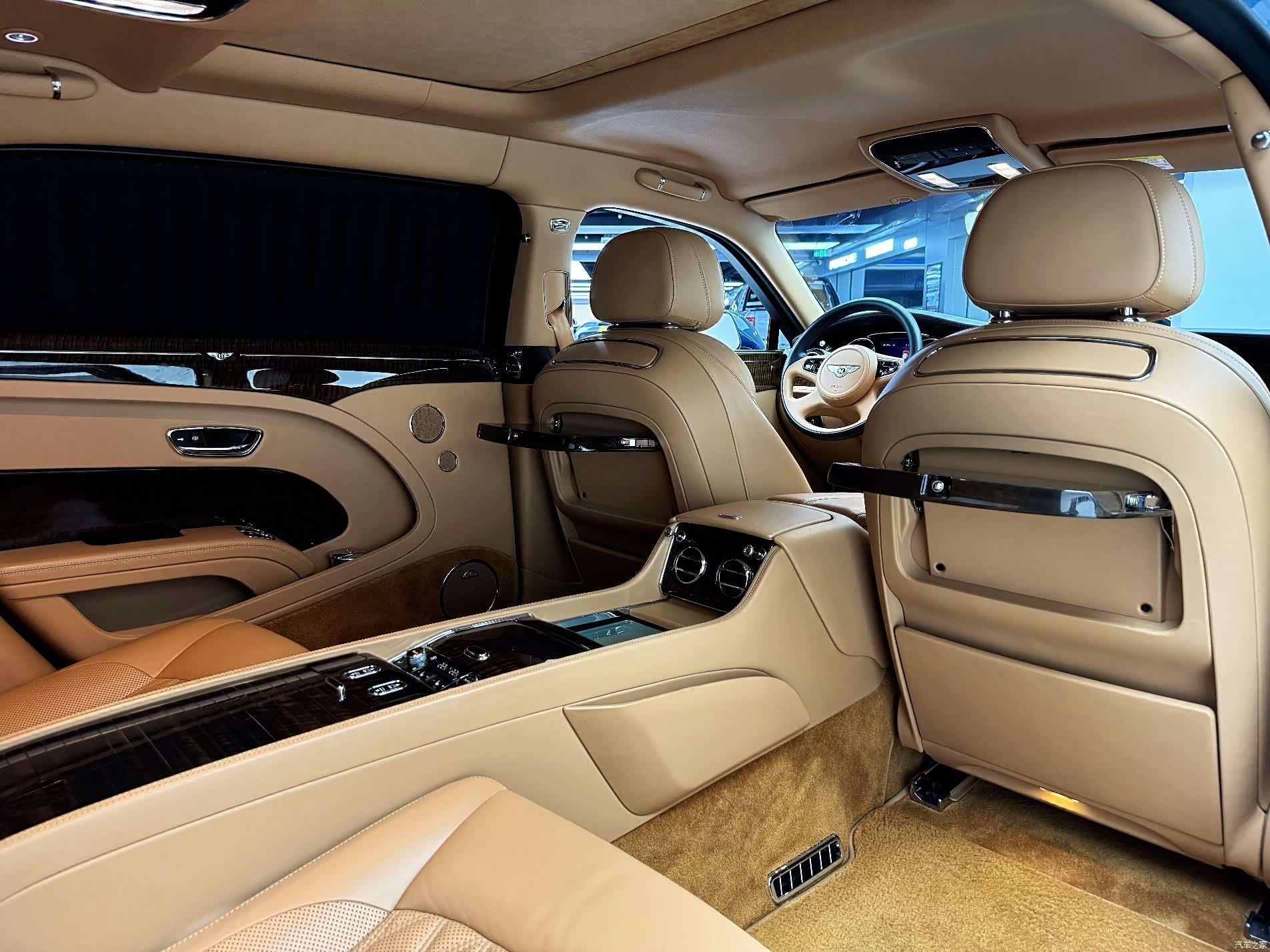 Bentley Mulsanne, 2017 26