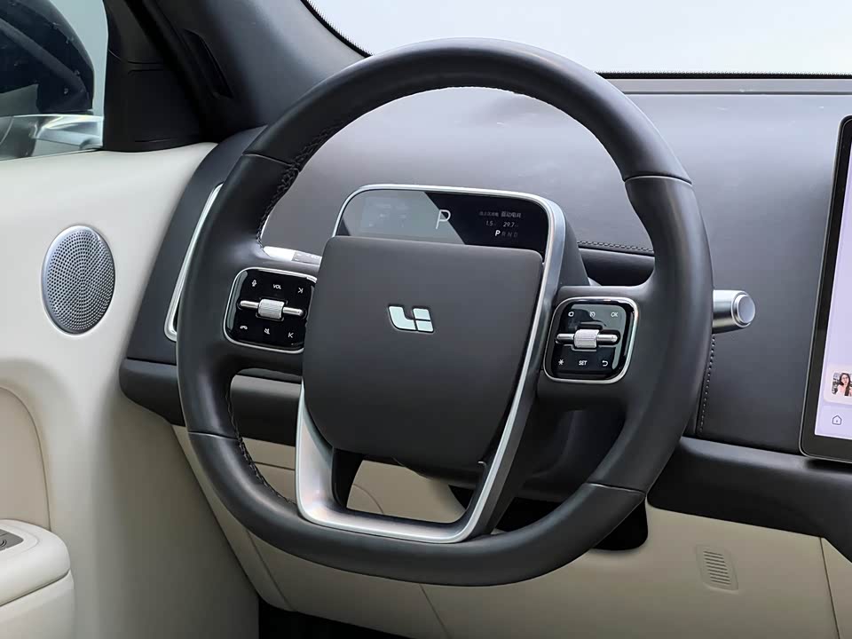 Li Auto Ideal L7
