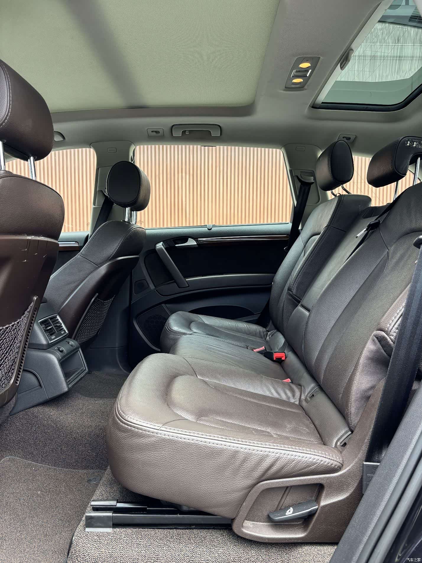 Audi Q7, 2015 10