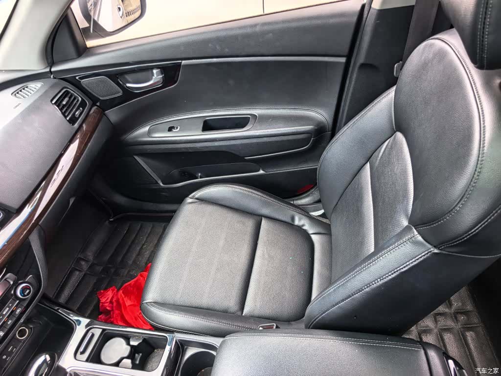 Kia K4, 2015 11